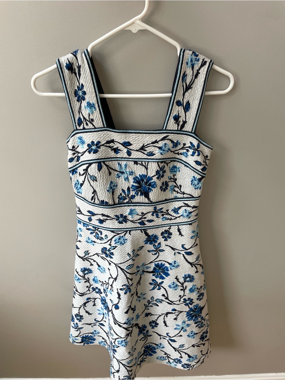 Maeve by Anthropologie White Mini Dress with Blue Floral Embroidery Size XS